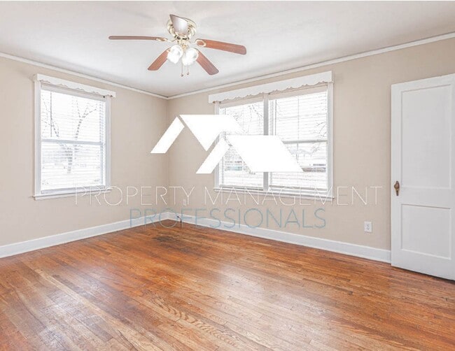 Building Photo - Spacious and full of character!