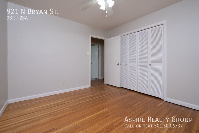 Building Photo - Updated 3 bedroom Home in Midtown