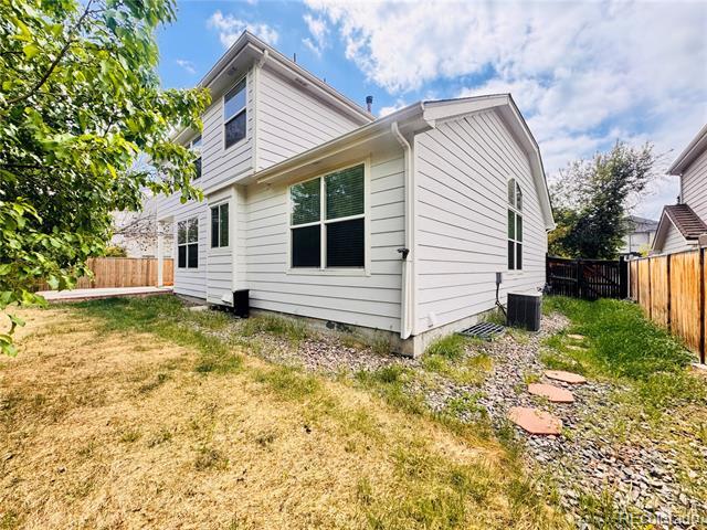 Building Photo - 9633 E Caley Cir