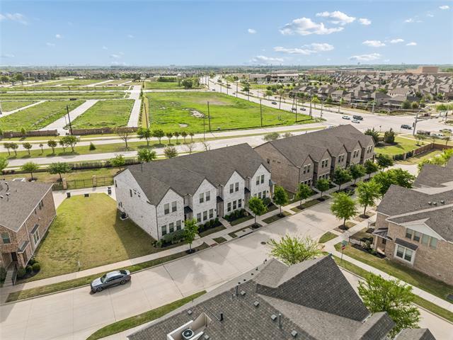 Building Photo - 4701 Piedras Lanzar Dr