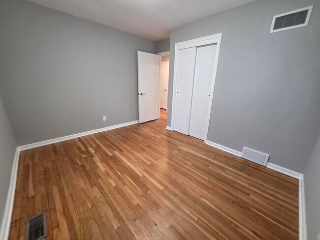 Building Photo - 40 N Gould Rd