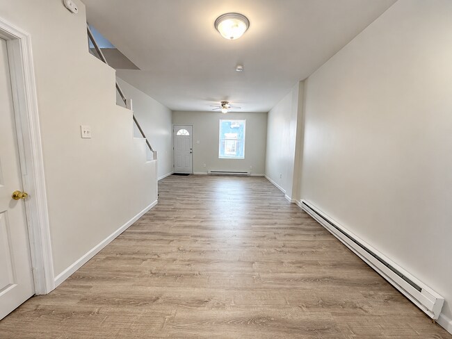 Building Photo - 2966 N Ringgold St