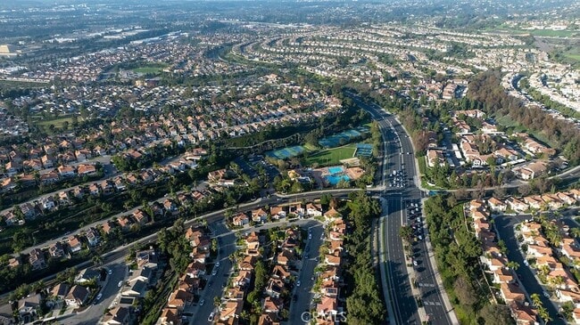 Building Photo - 24722 Via Carlos