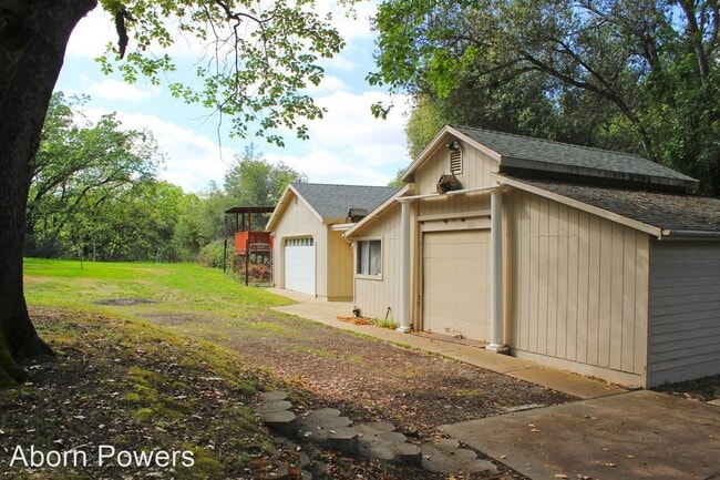 Building Photo - 3 br, 2 bath House - 4300 Canyon Valley Road