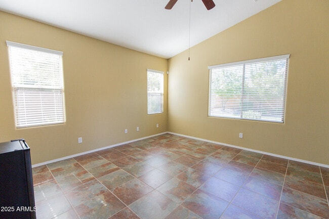 Building Photo - 2270 E Aloe Pl