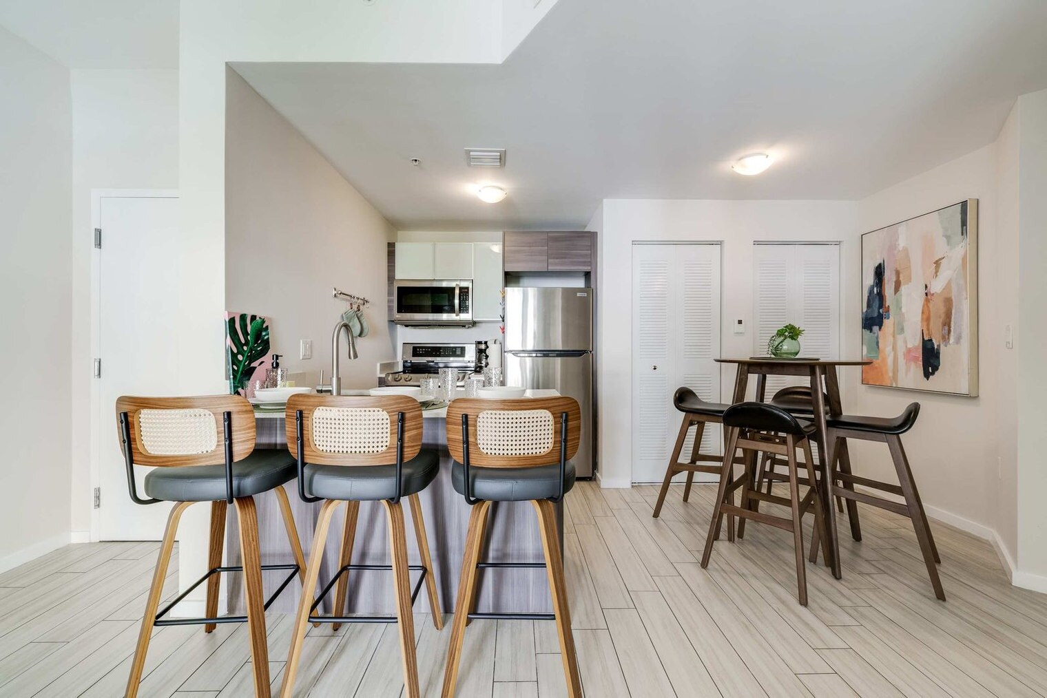 Building Photo - 481 NE 29th St