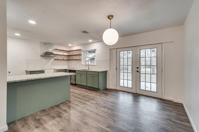 Building Photo - 2110 Aggie Dr