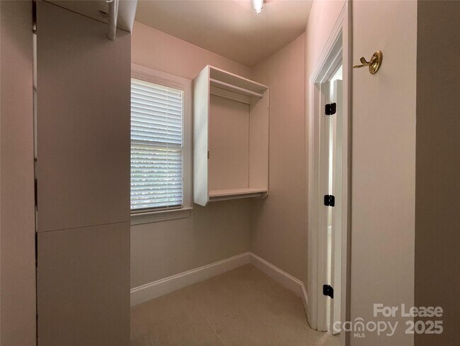 Building Photo - 2617 Greyabby Ct
