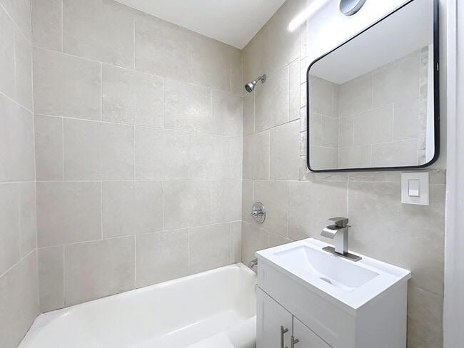 Building Photo - 5243 Poppy Dr