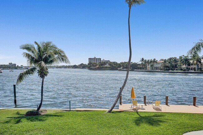 Building Photo - 2908 Bayshore Dr