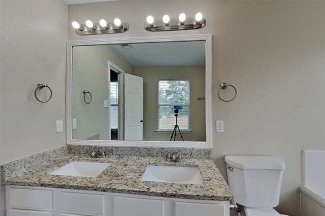 Building Photo - 6439 Lily Hollow Ct