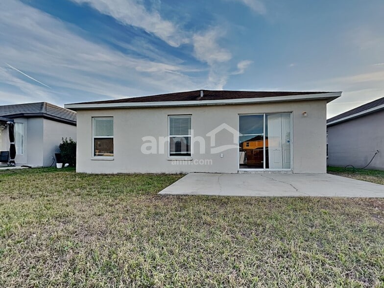 Building Photo - 8138 Canterbury Lake Blvd