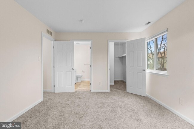 Building Photo - 408 Stockton Ct