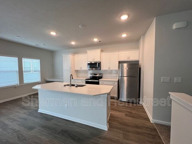 Building Photo - 5035 Mimosa Dr
