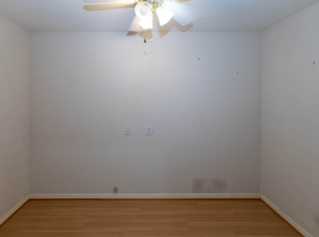 Building Photo - 2435 Thorndon Park Ct