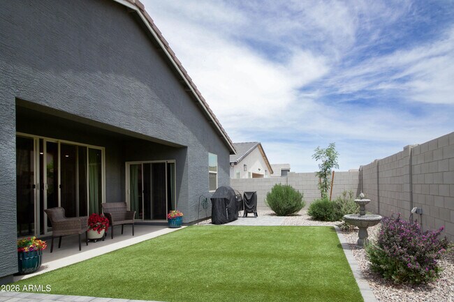 Building Photo - 47347 W Cansados Rd