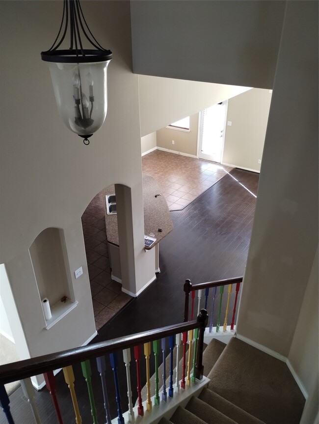 Building Photo - 16931 Creek Mountain Dr