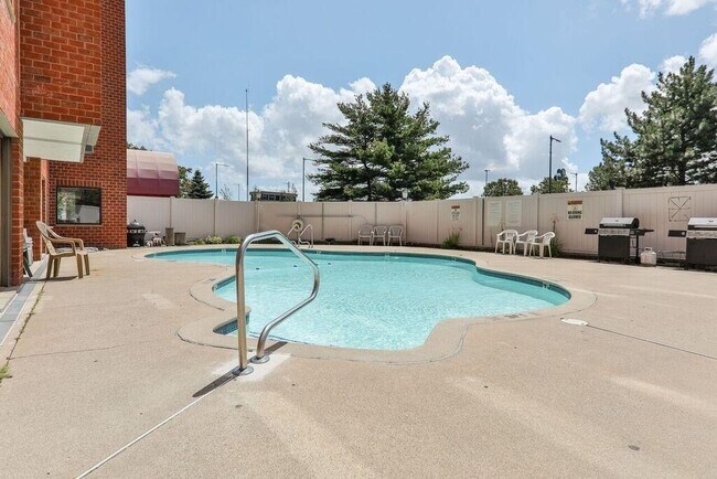 Building Photo - 30 Revere Beach Pkwy