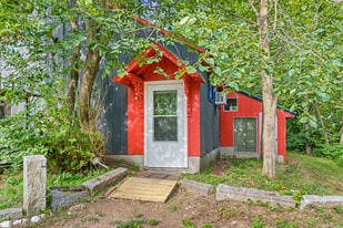 Building Photo - 115 Garvins Falls Rd