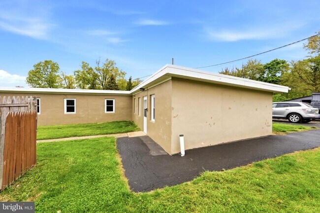 Building Photo - 3774 NJ-27