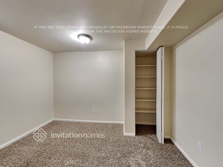 Building Photo - 6902 Mescalero Dr