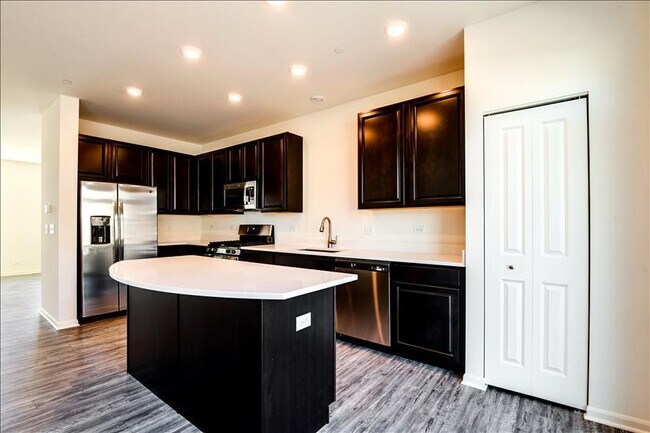 Building Photo - 1749 Carlstedt Dr