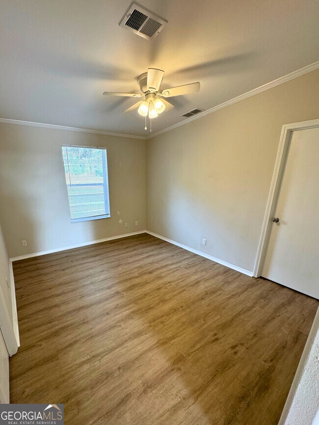 Building Photo - 2554 Harrietts Bluff Rd