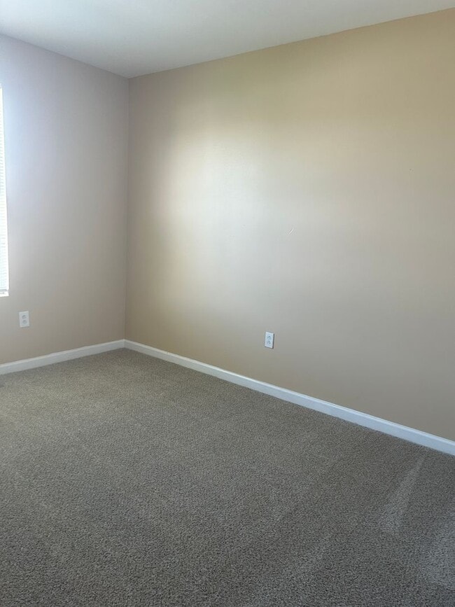 Building Photo - 39 Westhaven Meadows Dr
