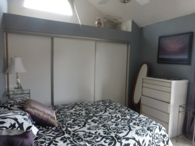 Building Photo - 4357 Cleveland Ave