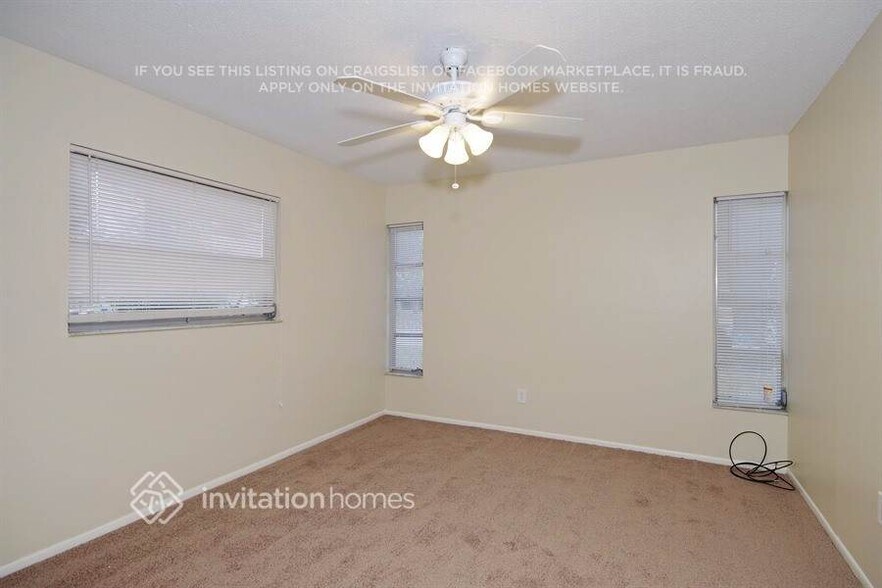 Building Photo - 816 Walnut Pl