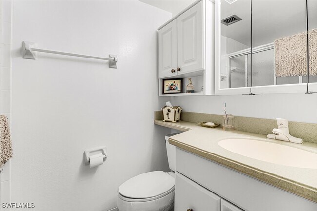 Building Photo - 49 High Point Cir S
