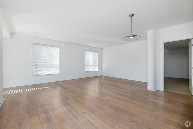 3BD, 2.5BA - 1,785SF - Living Room - San Remo
