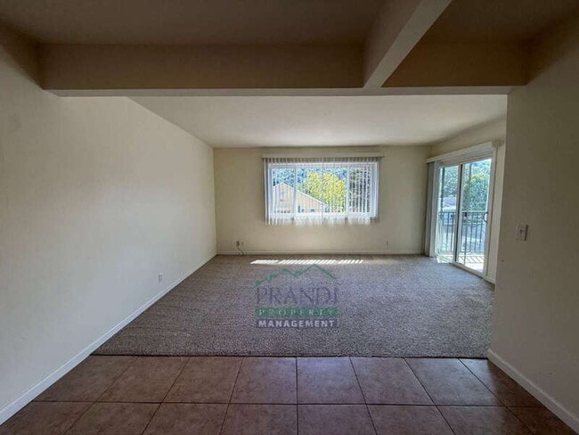 Building Photo - 1208 Sir Francis Drake Blvd