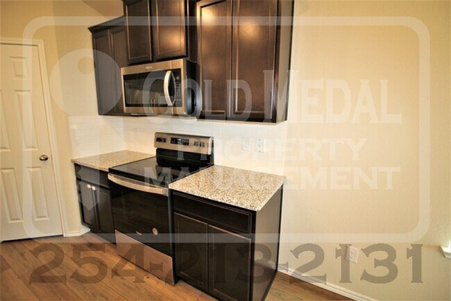 Building Photo - 306 Danielle Dr