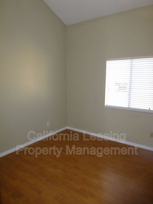 Building Photo - 19849 Sandpiper Pl