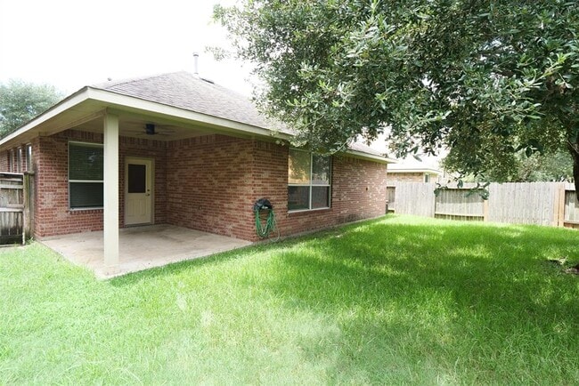Building Photo - 6123 Summerfield Glade Ln