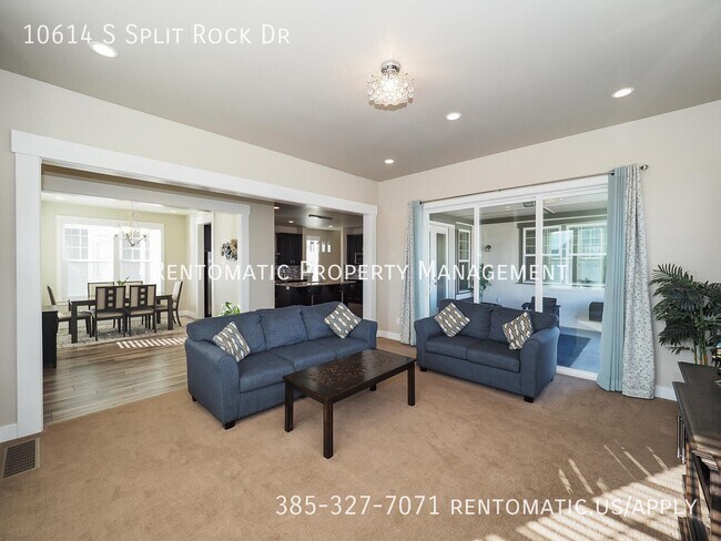 Building Photo - 10614 S Split Rock Dr