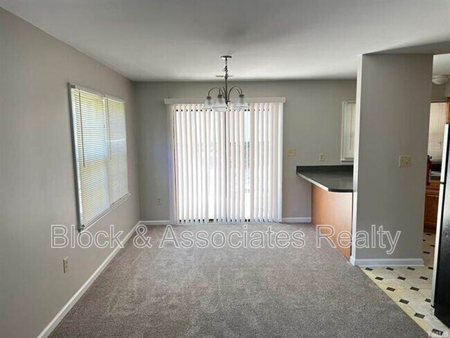 Building Photo - 2708 Heathersmith Ct