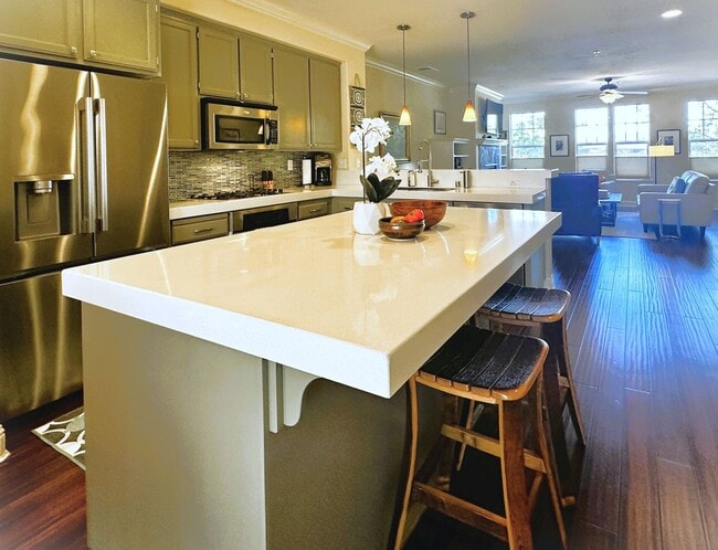 Building Photo - 234 Windsor River Rd