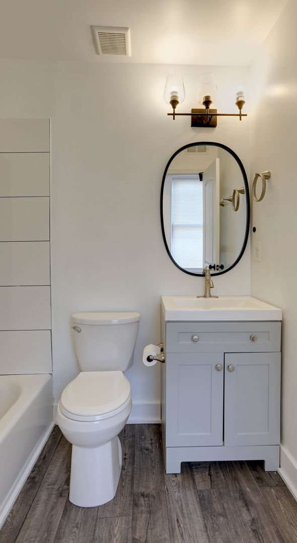 Building Photo - Renovated Single Family 2BR+2Bonus Rm/2.5BA Home in the Heart of Waverly