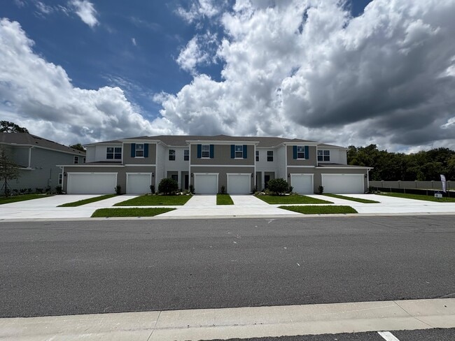 Building Photo - 3315 Canyon Bay Pt