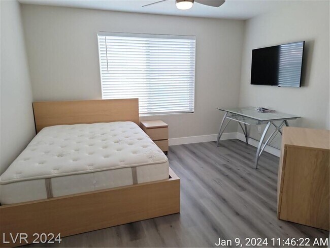 Building Photo - PARTIALLY FURNISHED 2-STORY HOME LOCATED O...