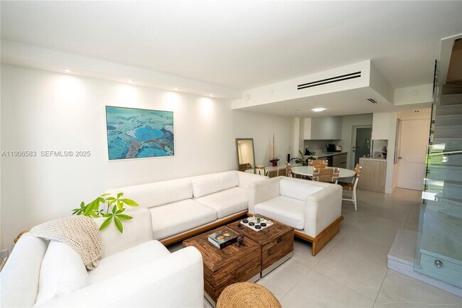 Building Photo - 881 Ocean Dr