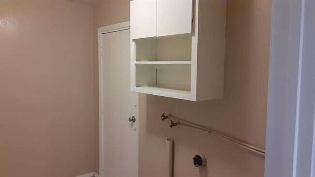 Building Photo - 4717 N 47th Dr