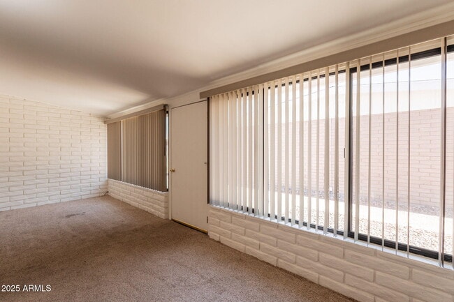 Building Photo - 13001 N 113th Ave