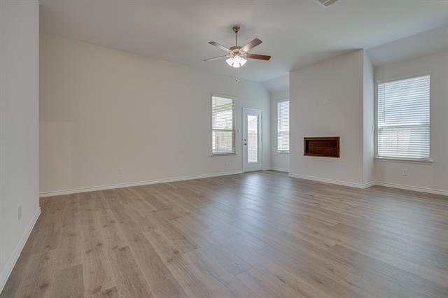 Building Photo - 2931 Shetland Dr