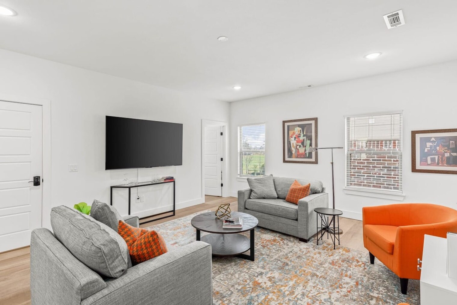 Building Photo - 2612 SW Livingston Square