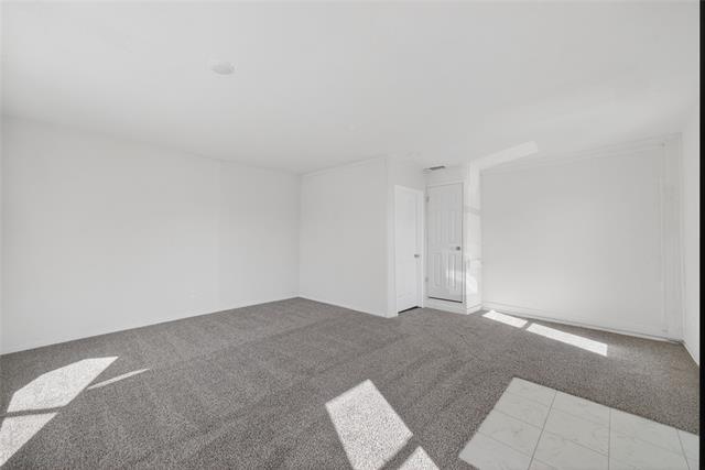 Building Photo - 2020 Midlake Rd