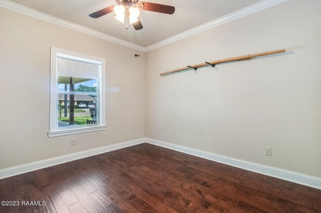 Building Photo - 205 Churchill Dr