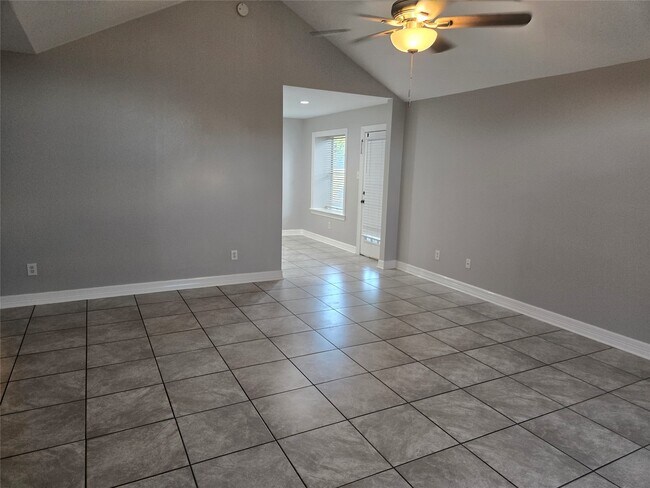 Building Photo - 24202 Bar Kay Ln